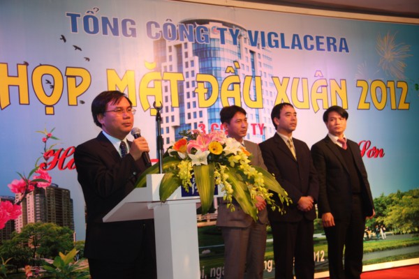 Hội nghị khách hàng – Gặp mặt đầu xuân 2012 của công ty CP Viglacera Hà Nội, công ty CP Viglacera Tiên Sơn và công ty CP Viglacera Thăng Long